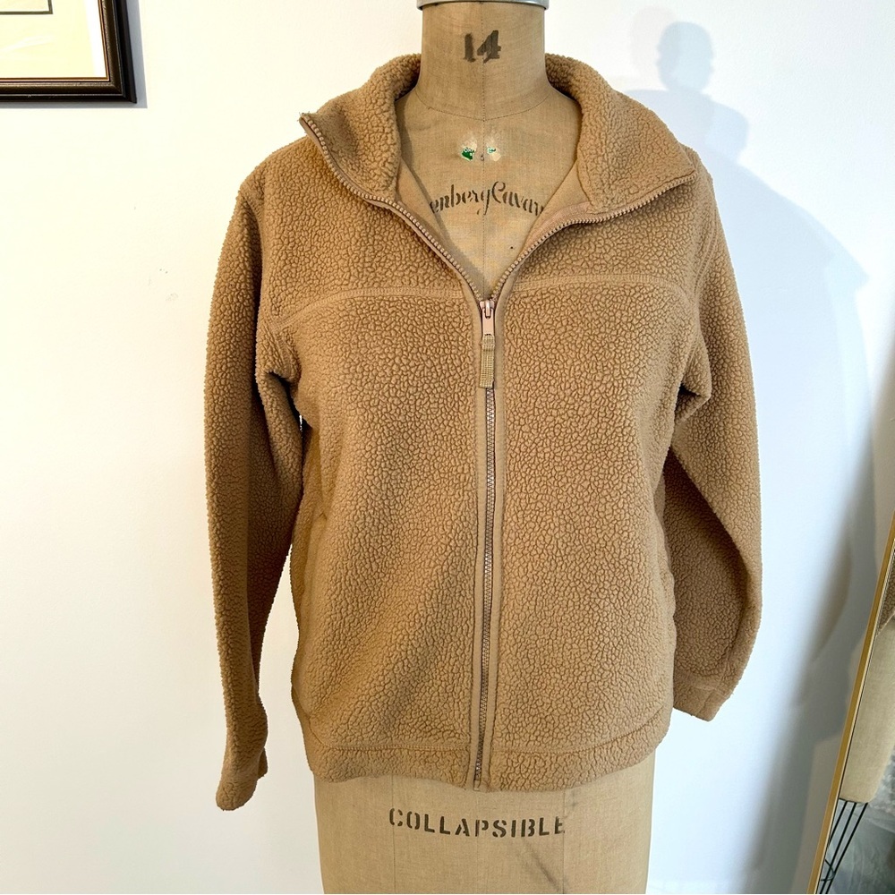 GAP Women’s Camel Fleece Teddy Zip Up Jacket Sz S